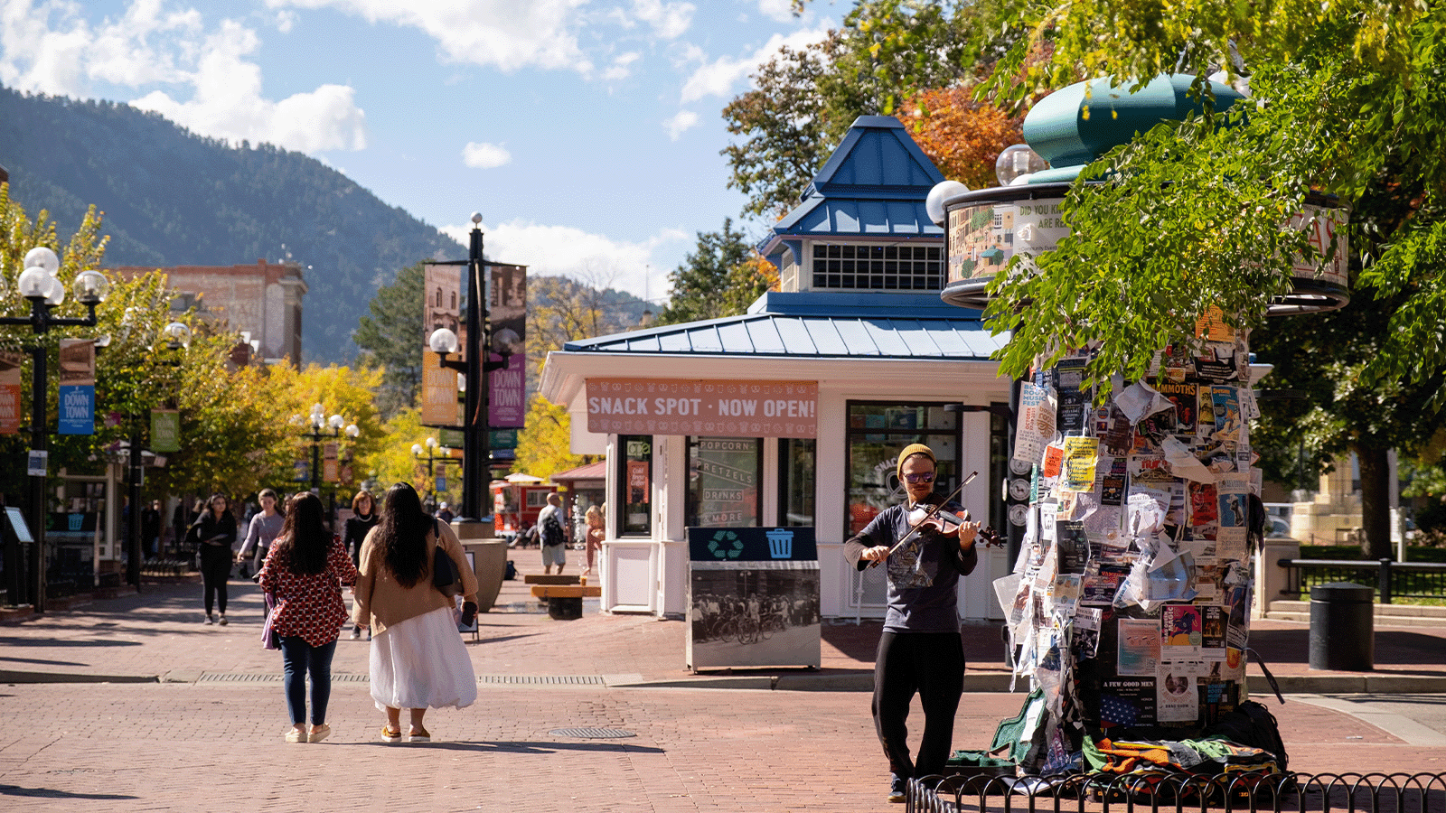 View of the busy Pearl Street Mall in Boulder, Co