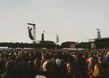 Large crowd gathering for Boulder Event