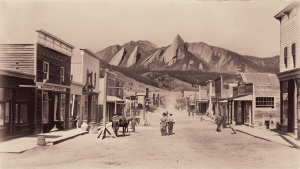 Retro Boulder Main Street