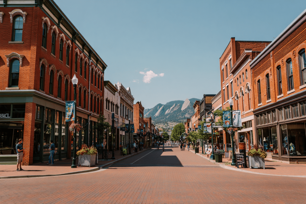 Boulder Pearl Street