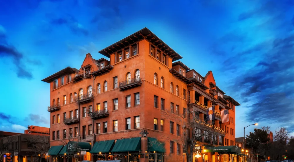 boulderado-christmas-photo